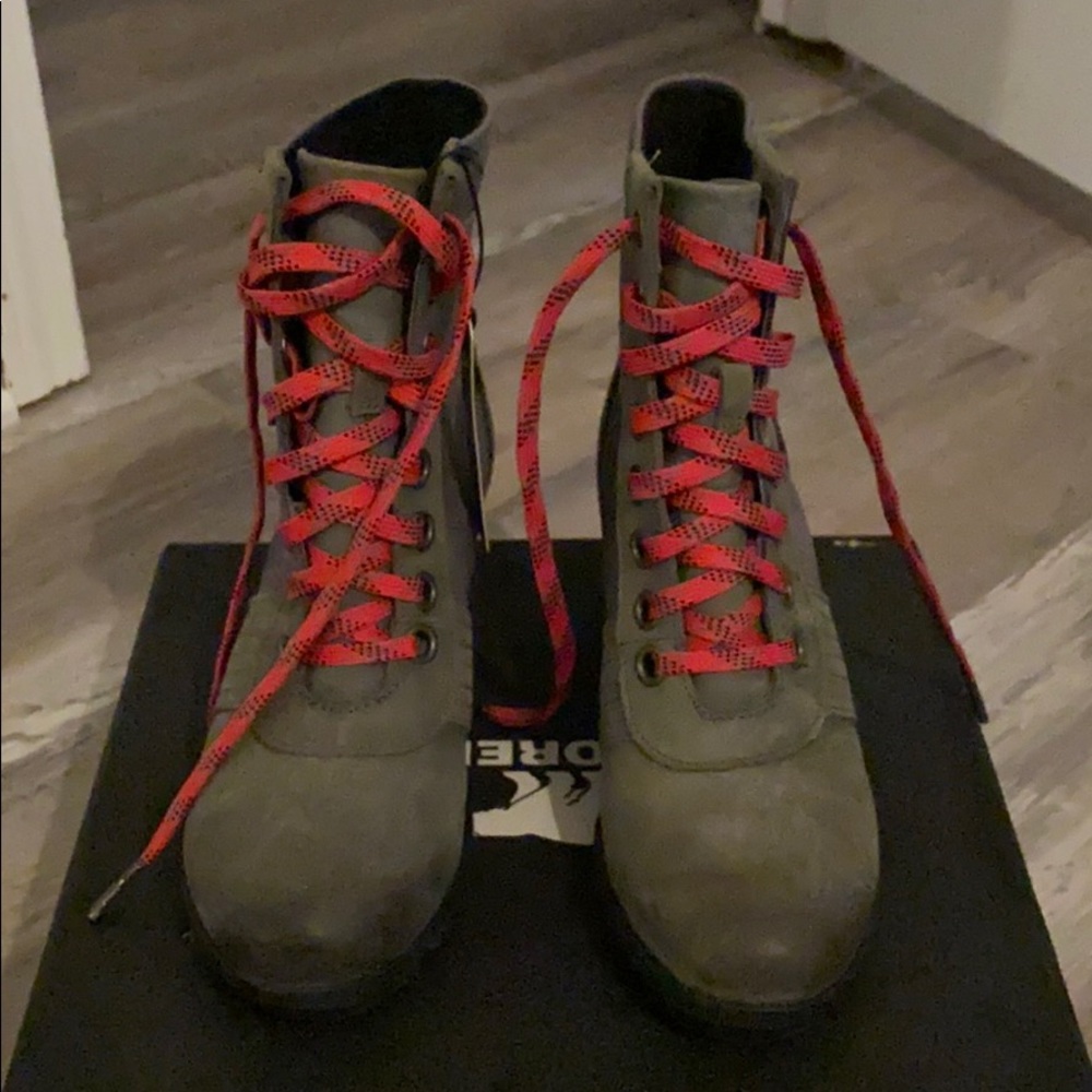 Sorel Lexi Wedges- never been worn